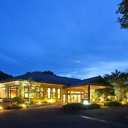 Tokiwaso Hotel Miyakonojo Exterior photo
