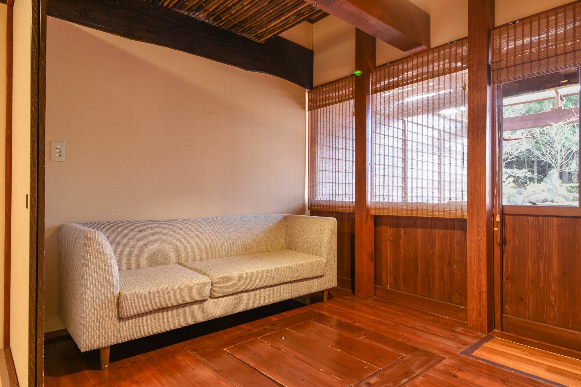 Tokiwaso Hotel Miyakonojo Exterior photo